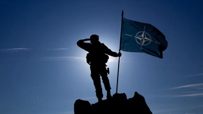 «А ВОТ И ПРАВДА!» — ЭКС-ПРЕМЬЕР УКРАИНЫ О  ПЛАНАХ НАТО НА ТРЕТЬЮ МИРОВУЮ ВОЙНУ PQb9Sy-3